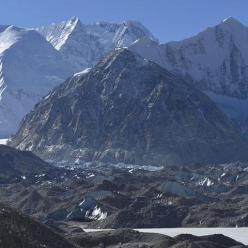 珠峰最大冰川——绒布冰川掠影